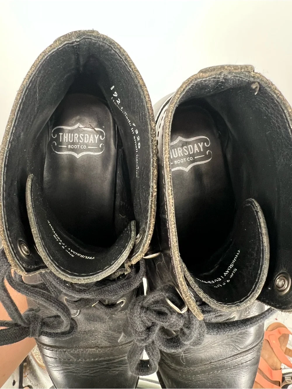 Thursday Boot Co Men’s Black Leather The Captain Lace Up Chukka Boots 9.5